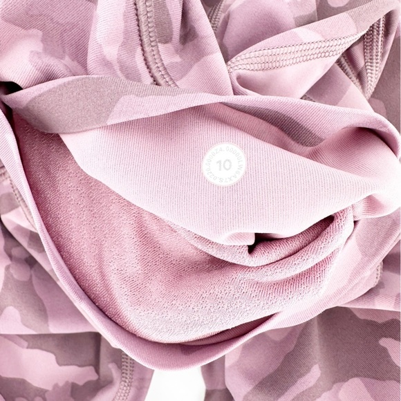 Lululemon Time To Sweat Crop 23" Incognito Camo Pink Taupe Multi size 10 - Picture 6 of 6